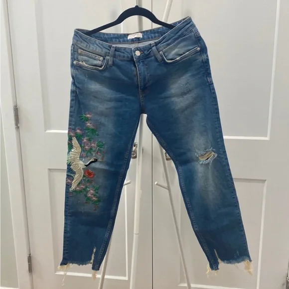 Zara embroidered ankle jeans